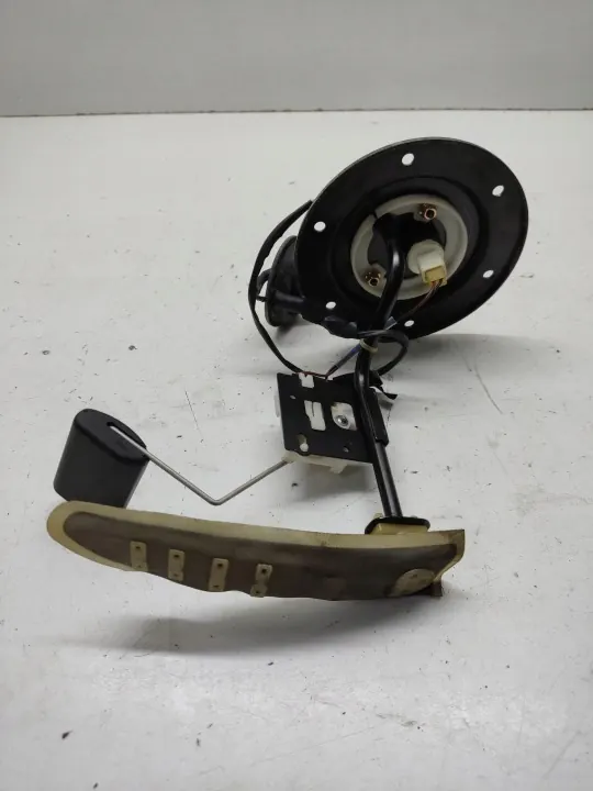 Bränslenivåsensor Hyundai Tucson JM 2.7 V6 OEM 31130-2E050 image 4