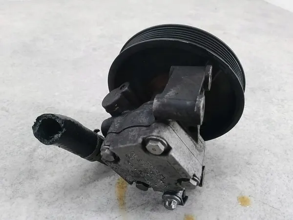 Servostyrningspump Mercedes-Benz CLK W 209 2.2 CDI image 8