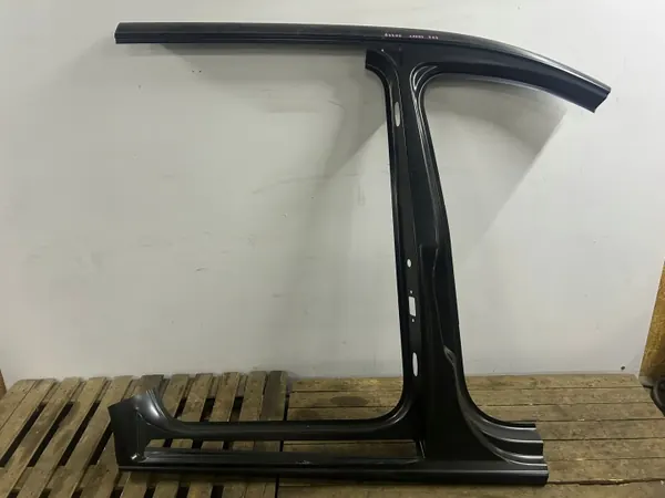 B-Pilari Oikea Kynnys OEM Próg prawy słupek B Caddy 2K4 image 2