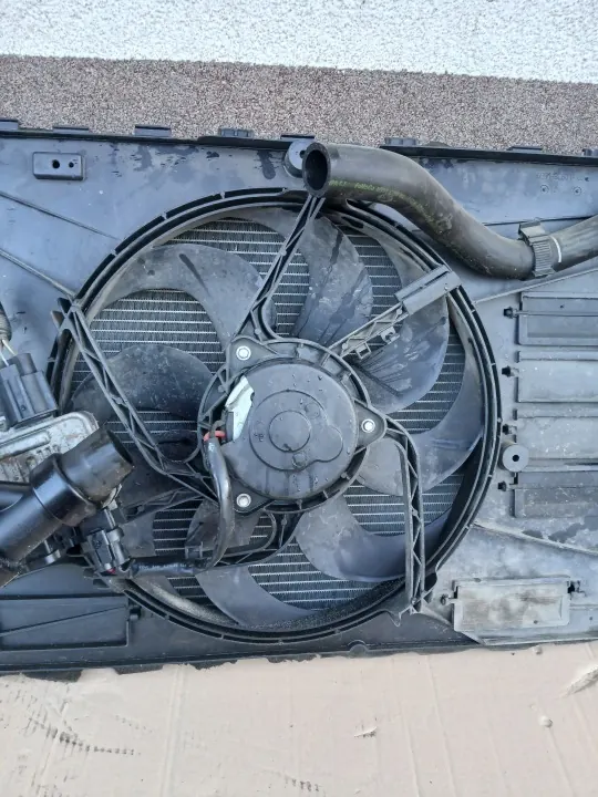 Jäähdytin & Tuuletin Sarja Ford OE OEM CHŁODNICA + WENTYLATOR KOMPLET image 4