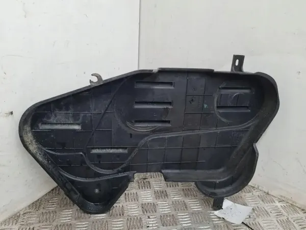 OEM 1366750080 Cubierta de correa Peugeot Boxer image 2