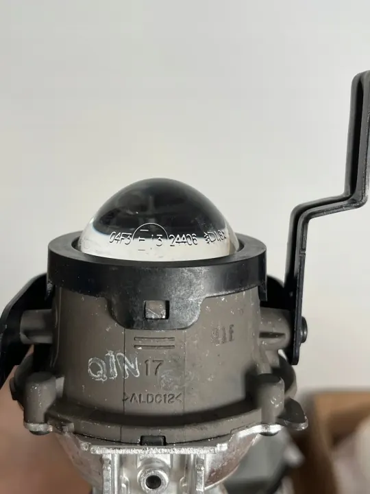 Feu antibrouillard halogène OEM 92201/2-1W - Côté gauche/droit image 8