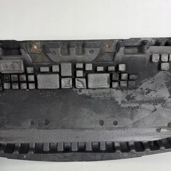 Protector inferior parachoques Mercedes C W204 OEM A2045200723 image 10
