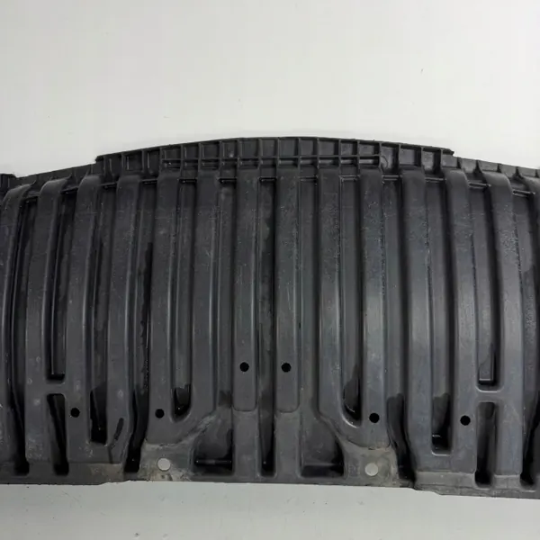 Protector inferior parachoques Mercedes C W204 OEM A2045200723 image 4