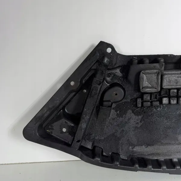 Protector inferior parachoques Mercedes C W204 OEM A2045200723 image 8