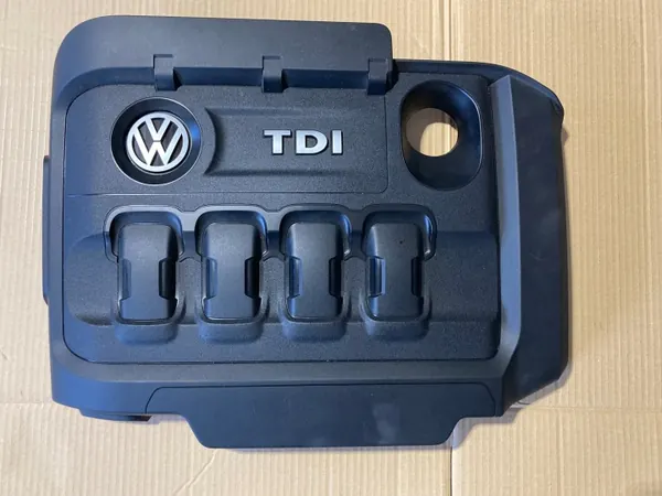Moottorikansi OEM 03N103925 VW Passat B8 2.0 TDI:lle image 2