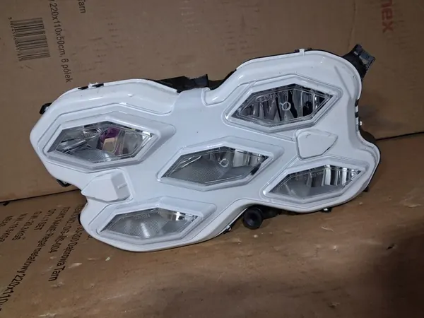 Farol LED Halógeno Esquerdo VW GOLF 8 GTI 5H0941699D image 1