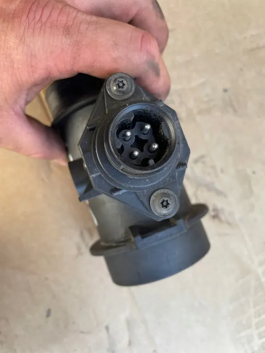 Luftmassenmesser BMW M44 1.8is image 2