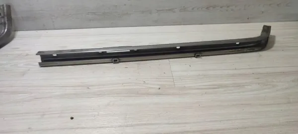 Carril superior puerta corredera trasera izquierda VW Caddy OEM 26519 image 4