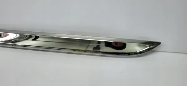 OEM 8305301D Moldura Puerta Trasera Derecha Toyota Proace 2 image 4