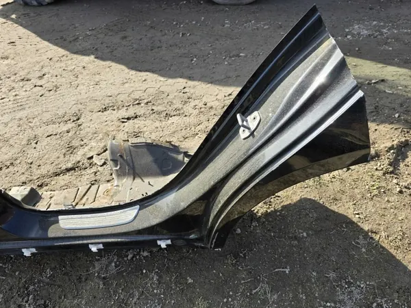 Marchepied Pilier Gauche Mercedes W213 - Pièce OEM image 3