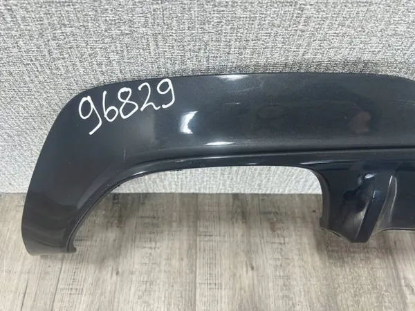 BMW G20 G21 takapuskurin diffuusori OEM 51128069391 - Dark Shadow image 3
