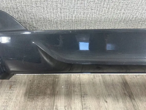 BMW G20 G21 takapuskurin diffuusori OEM 51128069391 - Dark Shadow image 4