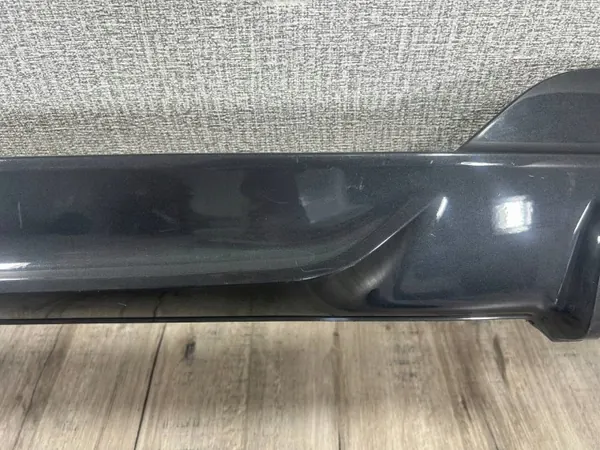 BMW G20 G21 takapuskurin diffuusori OEM 51128069391 - Dark Shadow image 6