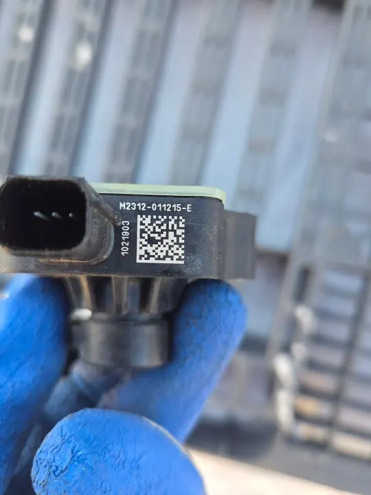 Sensor de Nivel Ford OE MB3C-3C438-DA para Ranger Raptor image 5