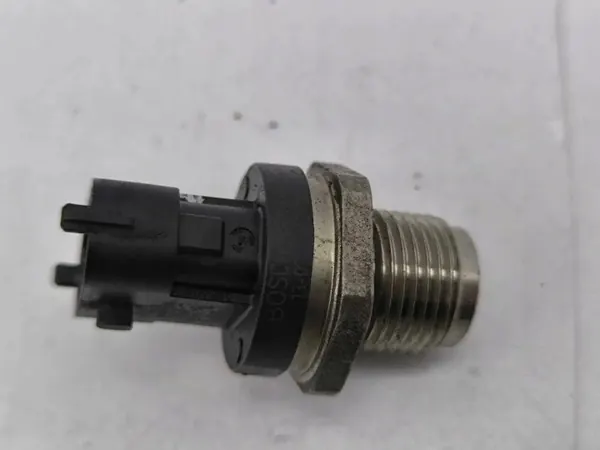 Sensor Presión Combustible OEM 0281002863 Hyundai/Kia image 2