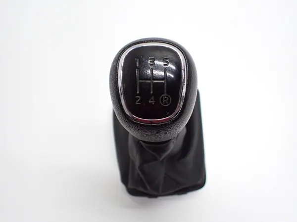 Pomo de mudanças OEM 6V0711113AF para Skoda Fabia III image 5