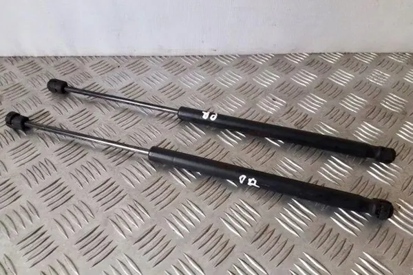 Actuador de capó derecho KIA SORENTO I (JC) 811702P000 image 3