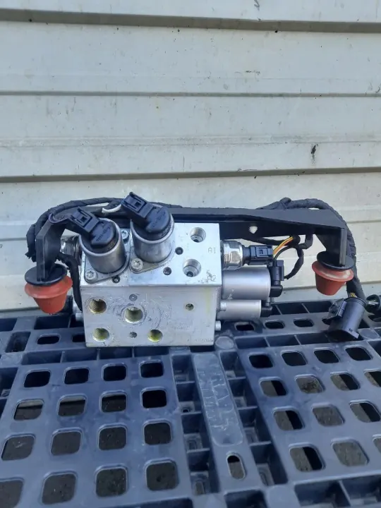 Pompe suspension Dynamic Drive soupapes OEM 6781488 image 4