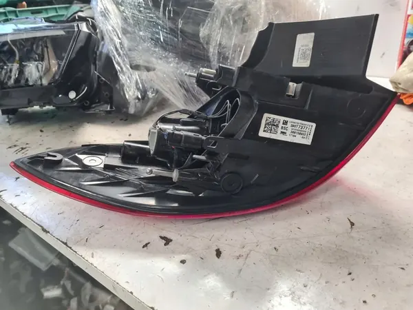 OPEL ASTRA K 5 KOMBI LUZ TRASERA DERECHA LED AS 39077377 image 9