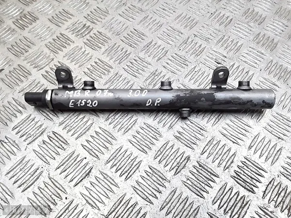 Trilho de combustível Mercedes R Class 2007 3000CDI a6420702595001 image 1