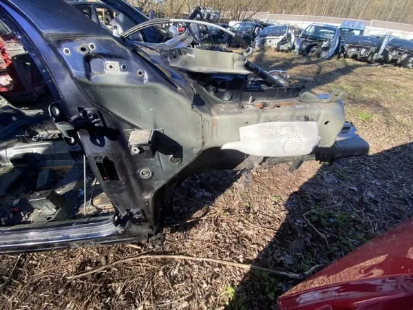 OEM 250653 Aile avant droite pour Land Rover image 2