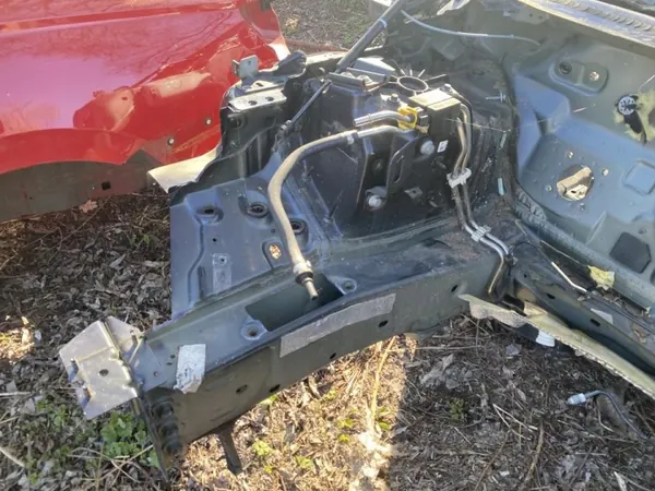 OEM 250653 Aile avant droite pour Land Rover image 3