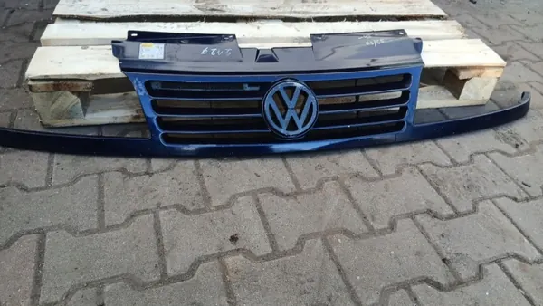 Grille VW Sharan 1.9TDI 99R OEM 7M0853651 image 2