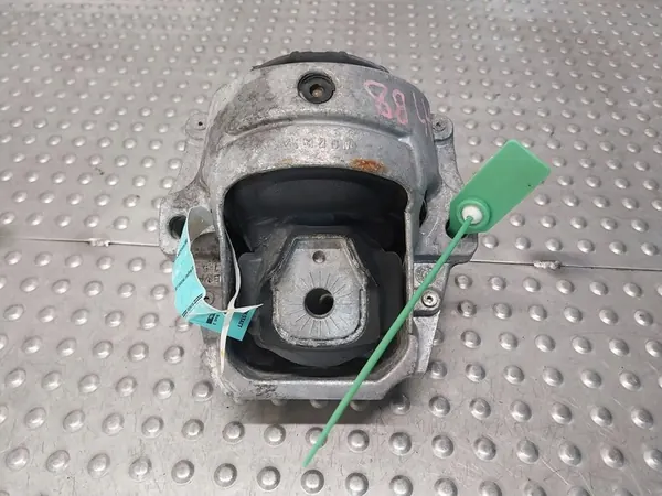 Engine Mount Bracket Audi A4 B8 A5 Q5 image 3