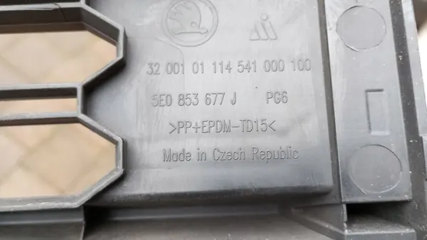 Griglia paraurti anteriore SKODA OCTAVIA 3 III LIFT 2016-2019 image 3