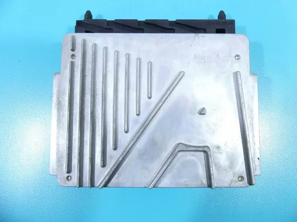 Unité de contrôle moteur 079700-8831 Volvo S60 I 2.4 20V image 4