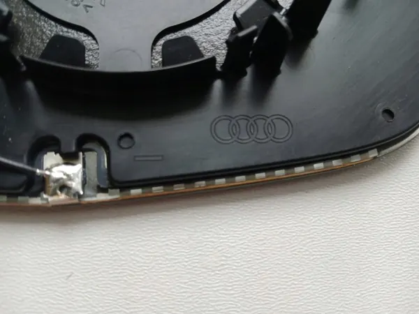 Audi OE 85E857535E Vasen Peilin Lisäosa Fotokrom image 4