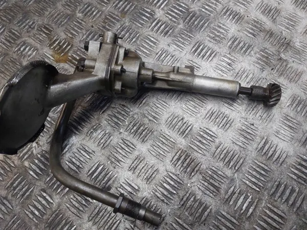 Öljypumppu SMOK OLEJU FSO Polonez 1.6 8V:lle image 3