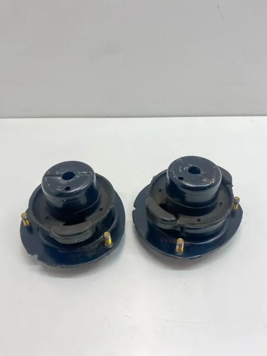OEM A1243200273 Fram höger stötdämparfäste Mercedes-Benz image 3