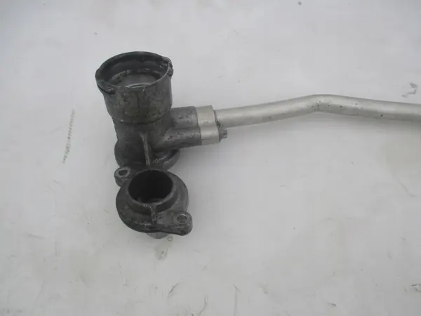 Vesiputki Mercedes W204 C-luokka 1.8 Kompressori image 2