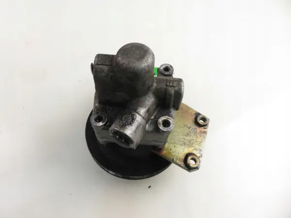 Bomba de direção assistida ZF 050145155A image 4