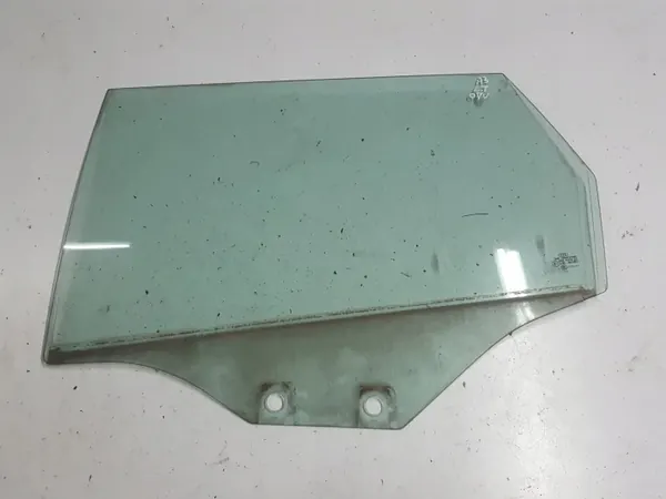 Audi A3 8P 07r Vasen Takaoven Lasi OEM image 2