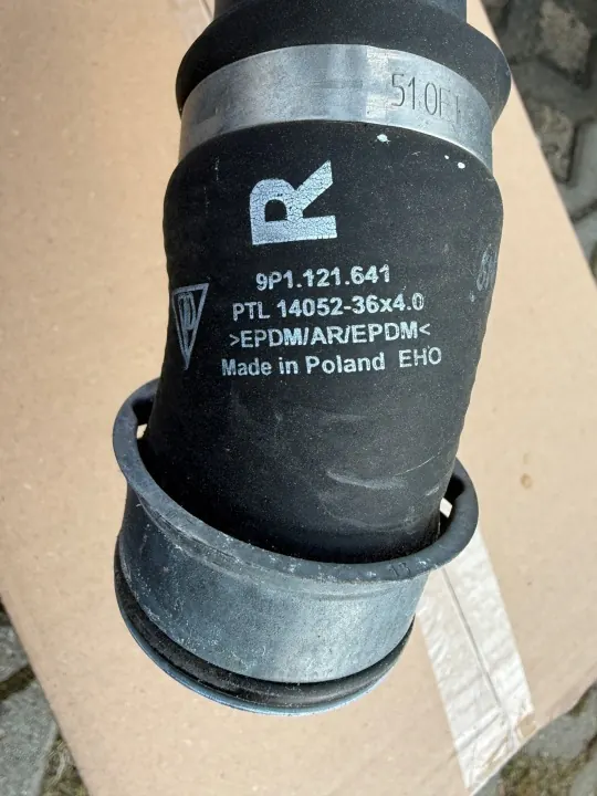 Durite d'eau Porsche 911 991 OEM 9P1121641 - Occasion image 4