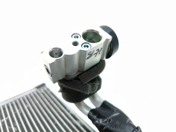 Klima-Verdampfer Mazda CX-30 2023 OEM KJ141BDELA01 image 3