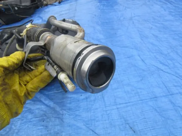 Tuyau de remplissage carburant Ford OE 4x4OE002582 image 4
