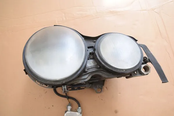 MERCEDES W210 FAROL DIANTEIRO DIREITO XENON image 3