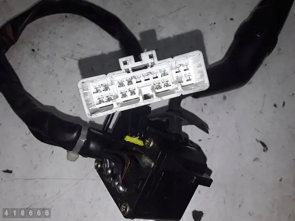 Interruptor Hyundai OEM AM-418666 para H-1 2006 image 4