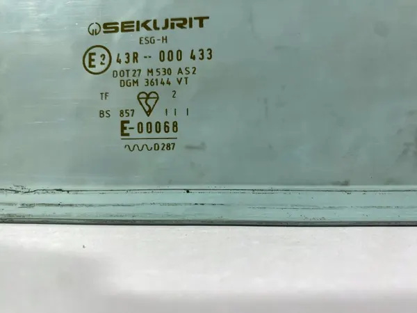 Heckklappenglas Ford Fiesta I 1983 OEM 43R000433 image 7