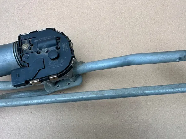 AUDI A6 C6 Etu Pyyhkijän Moottorin Mekanismi 4F1955119D image 7