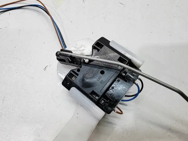 Sensor Nivel Combustible OEM 8W0919047 Audi A4 B9/A5 image 4