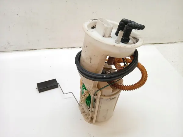 Bomba de combustível Audi A6 C5 image 3