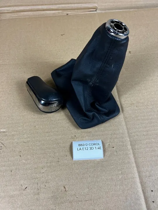 Gear Shift Knob Boot Toyota Corolla E12 image 1