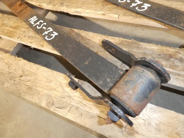 Ressort suspension arrière OEM 2K0511151AA pour Caddy 4x4 image 3