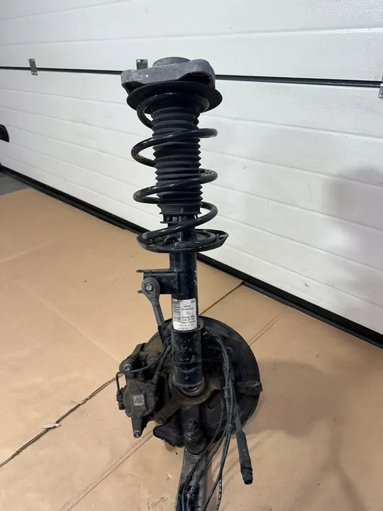 Snodo anteriore destro, braccio, ammortizzatore, mozzo Mercedes B W246 M image 7