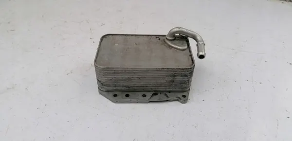 Arrefecedor de óleo Audi OE OEM 059117015K - Usado image 3